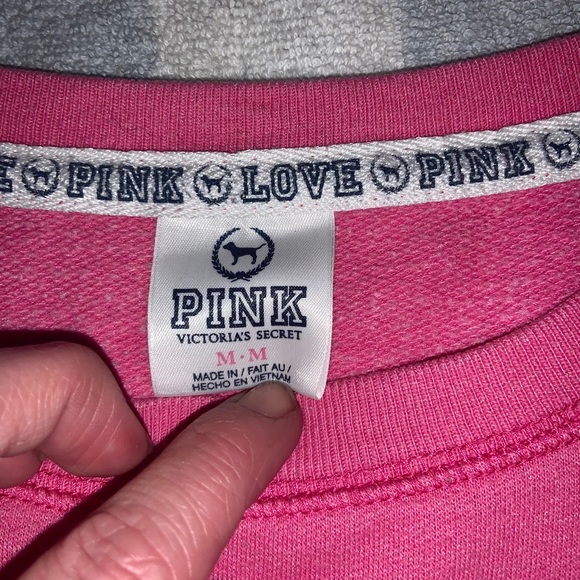 PENDING FOR @k_kagel💕VICTORIA SECRET SHIRT - Picture 7 of 9